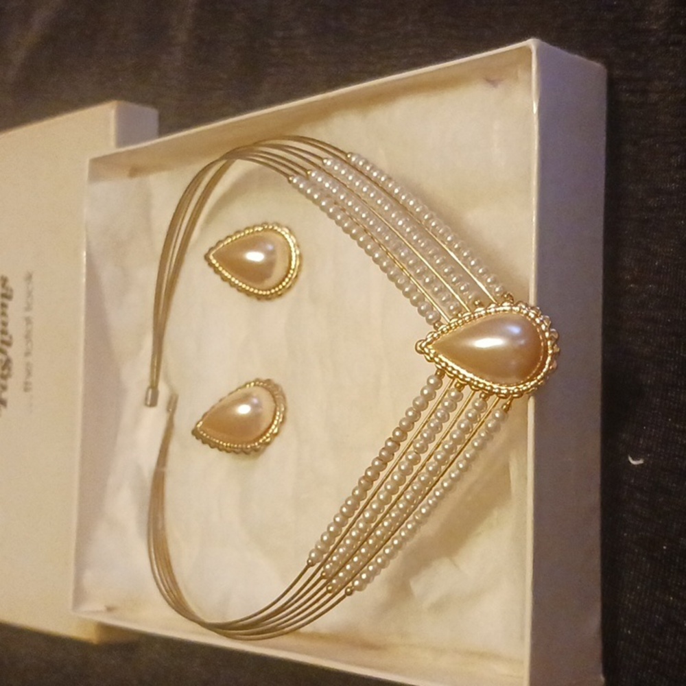 Vintage Choker and Earrings